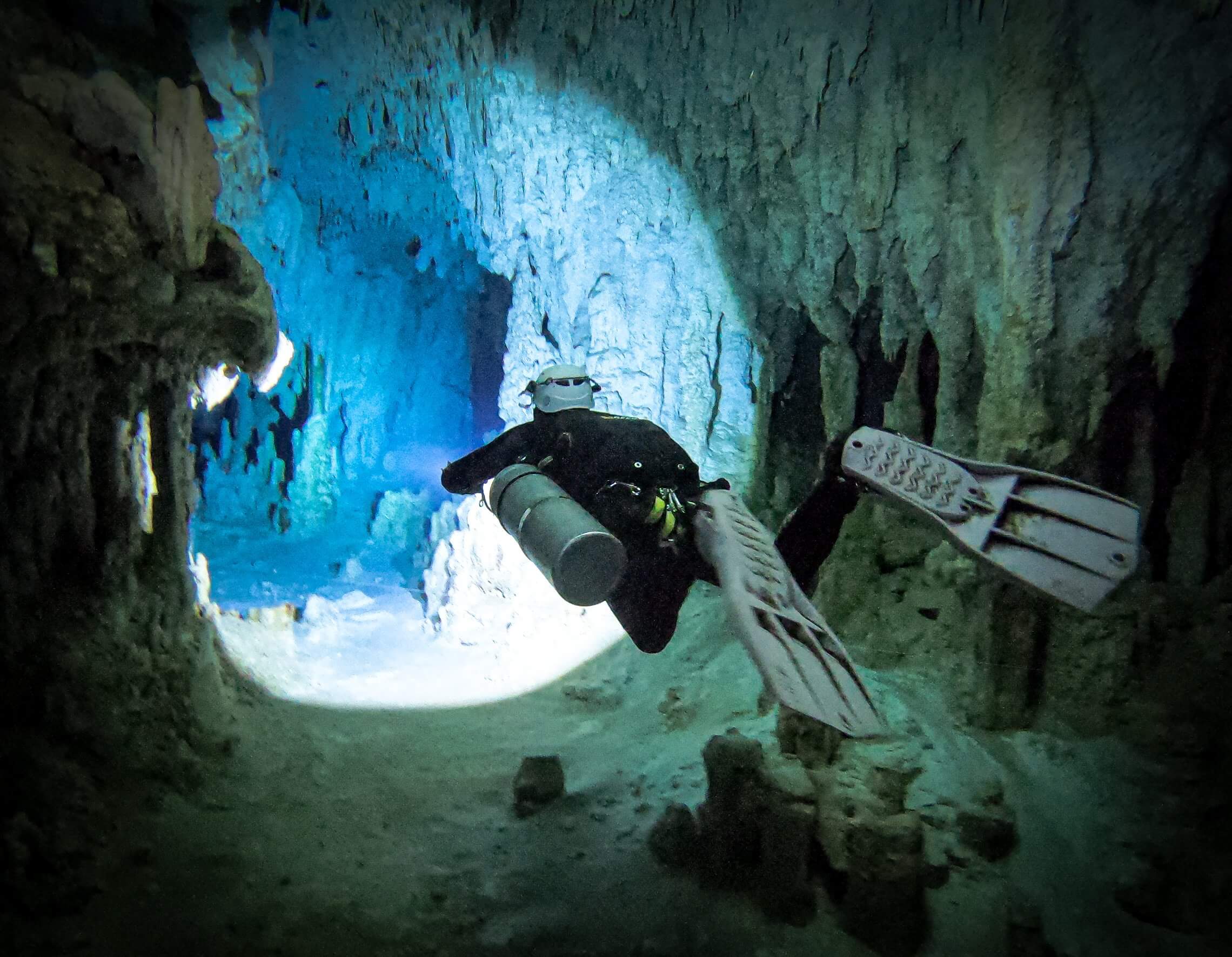 cenote-diving-blue-experience-0011 cenote diving blue experience 0011